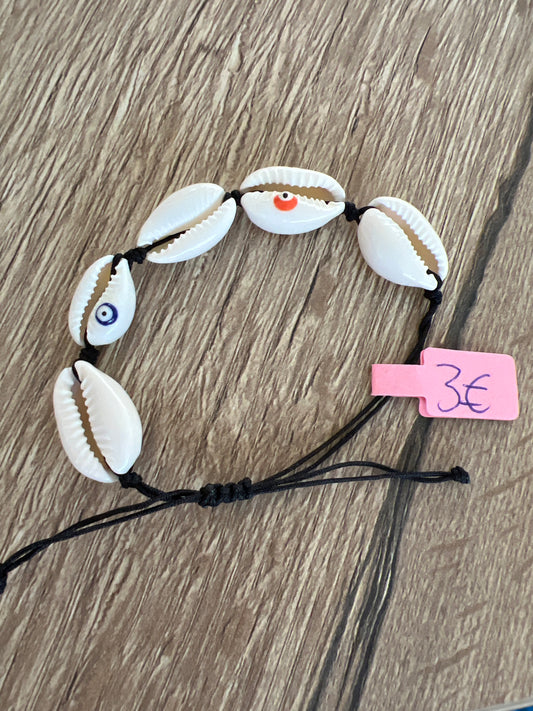 Schelpen armband oogjes